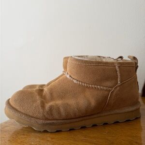 BearPaw Women's Super Shorty Boots in Iced Coffee Color Size 10